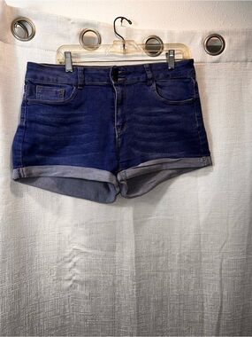 High-Rise Navy Roll-Cuff Denim Shorts size women’s size 13